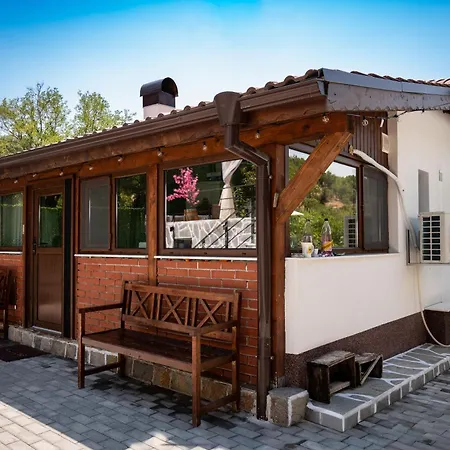Case de vacanță никол *
