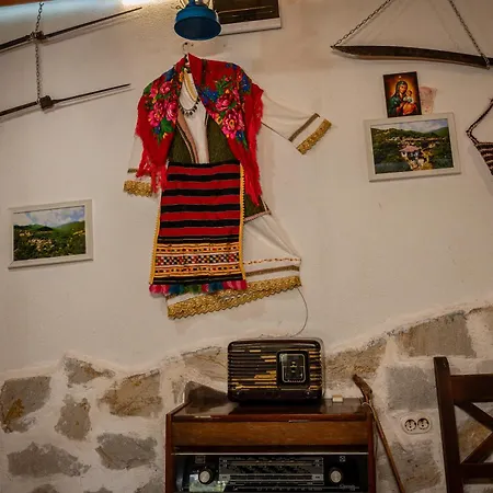 Case de vacanță никол